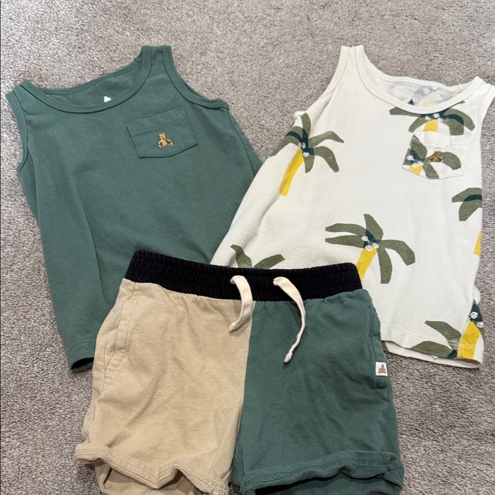 Kids' Tank Tops and Shorts Set 
Baby Gap 3T